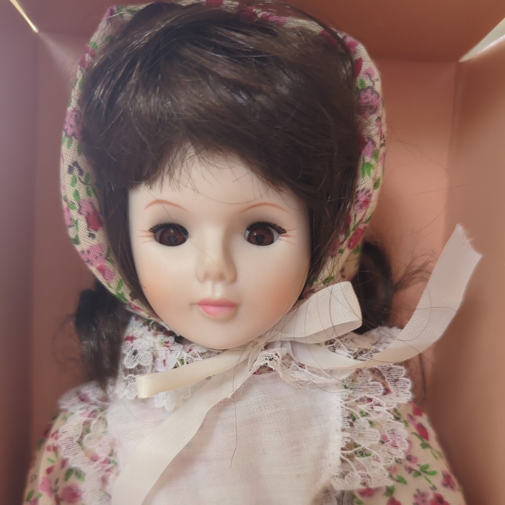 Porcelain 14" Doll 1990 Brinn's Brown hair and eyes, red/green‎ dress and hat
